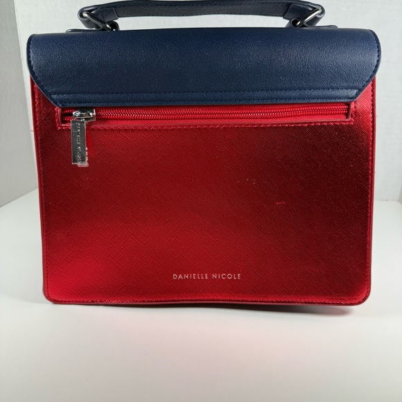 Danielle Nicole  Captain America Bag Crossbody - Picture 7 of 12